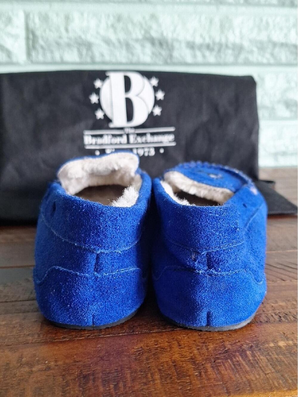 2023 Bradford Exchange Womens Elvis Presley Dancing Blues Suede Moccasins Size 9 - Picture 4 of 9